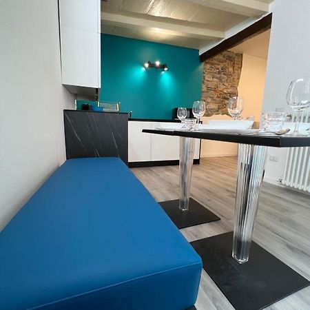 Blue Sapphire Como Cozy Flat In Center Of Cityアパートメント エクステリア 写真