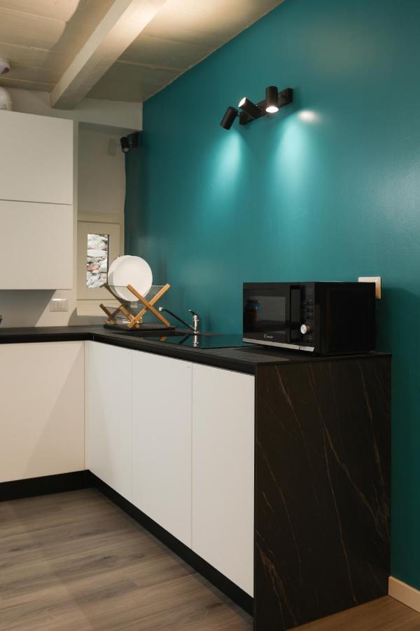 Blue Sapphire Como Cozy Flat In Center Of Cityアパートメント エクステリア 写真