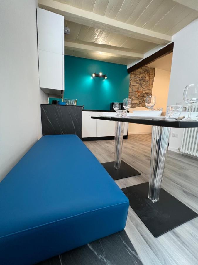 Blue Sapphire Como Cozy Flat In Center Of Cityアパートメント エクステリア 写真