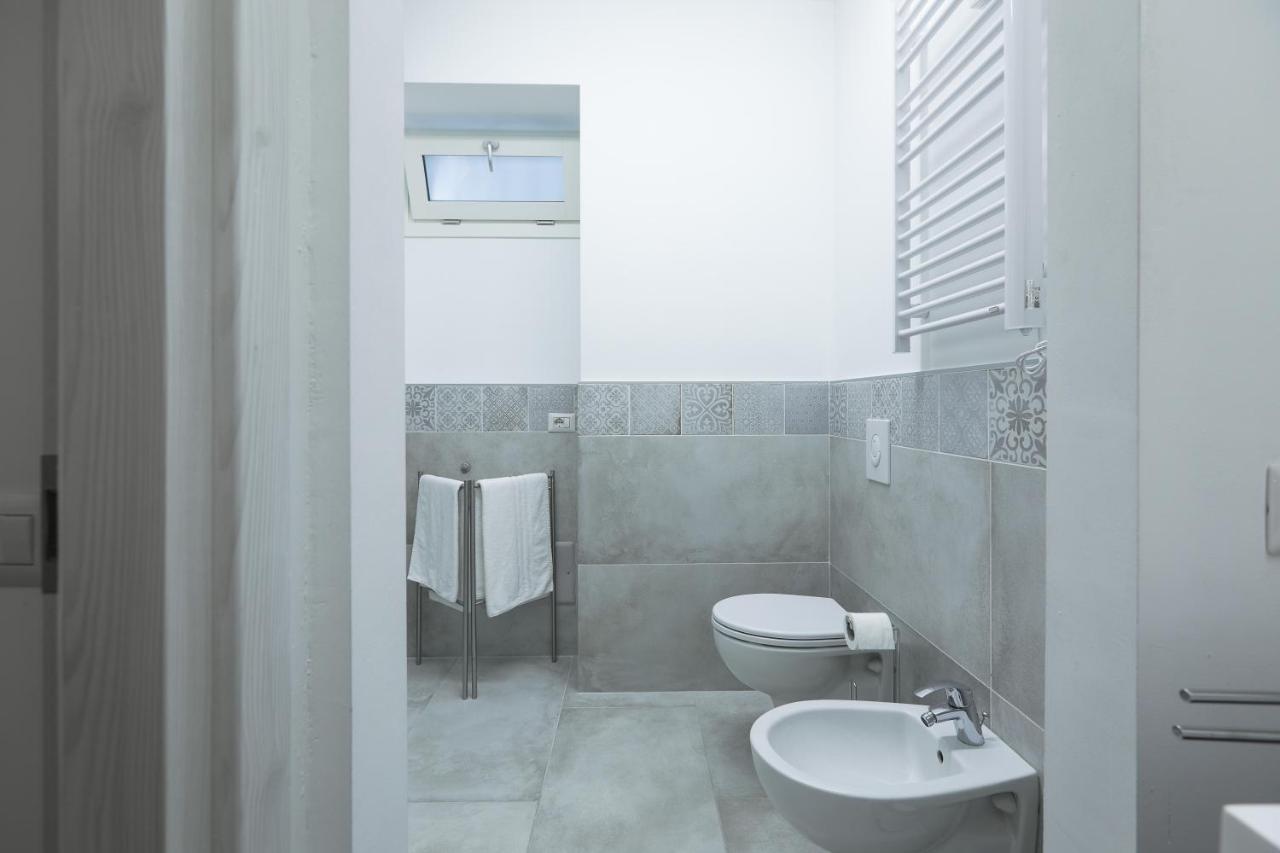 Blue Sapphire Como Cozy Flat In Center Of Cityアパートメント エクステリア 写真